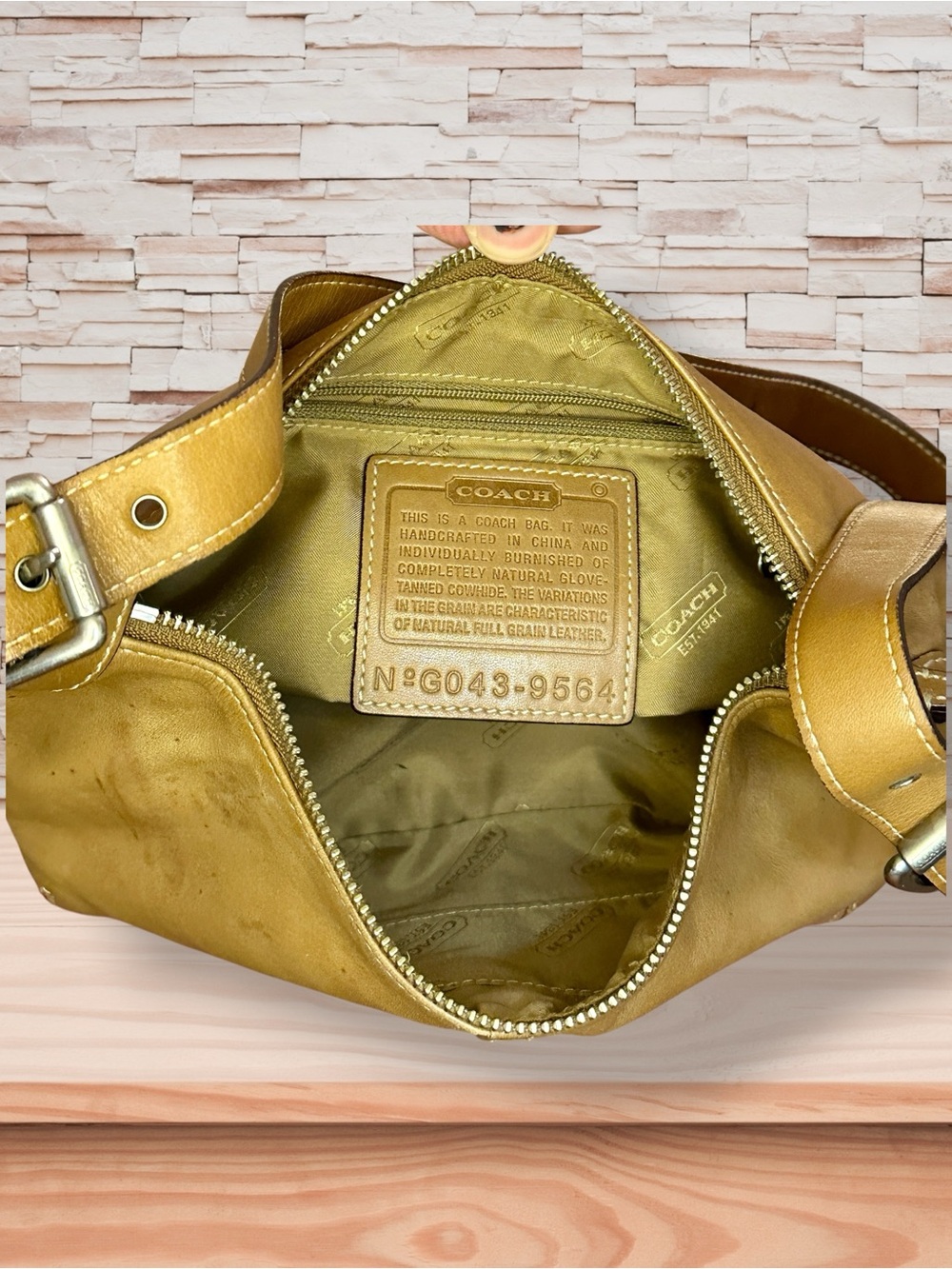 Vintage Coach 2004 Legacy Demi Hobo Glove-Tanned Leather Shoulder Bag - Picture 5 of 5